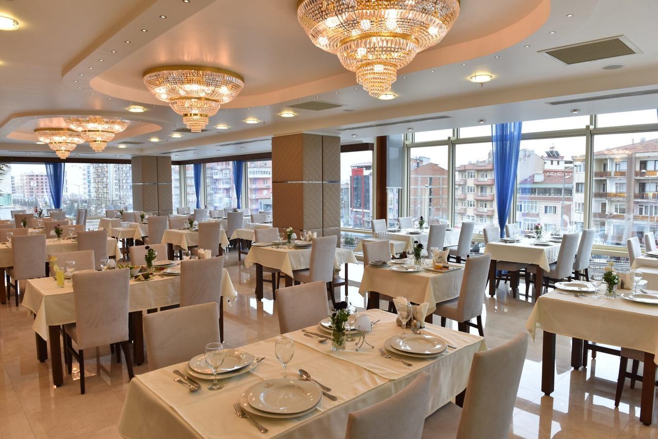 Ozgobek Ronesans Hotel De Luxe Usak Exterior photo